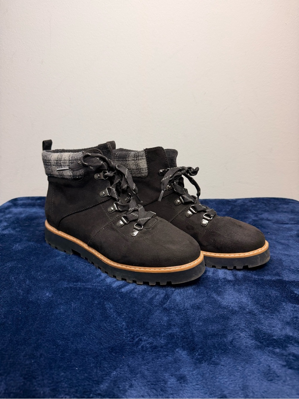 Sonoma Black Suede Chukka Boots with Plaid Collar